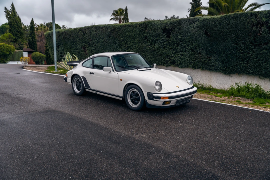 1985 Porsche 911 Carrera 3.2 - Image 11 of 31