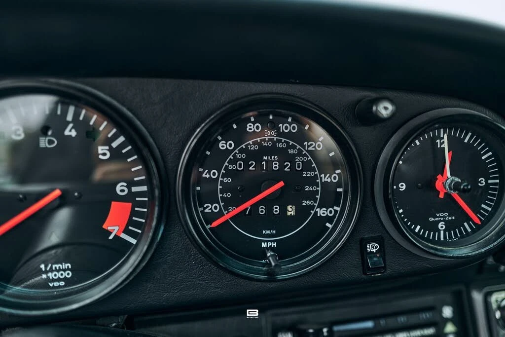1985 Porsche 911 Carrera 3.2 - Image 28 of 31