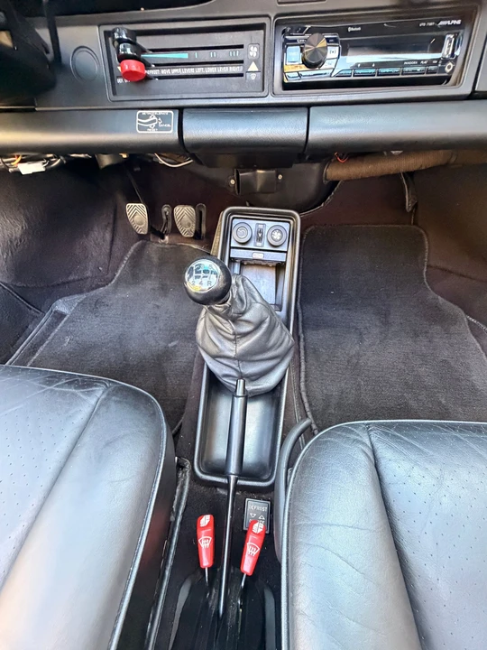 1985 Porsche 911 Carrera 3.2 - Image 15 of 31