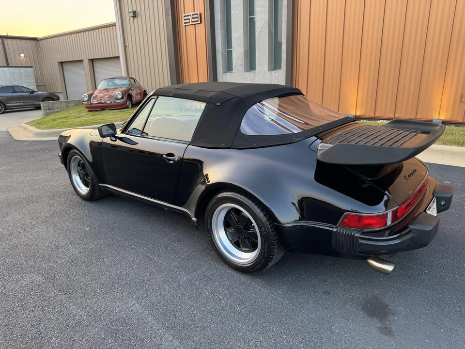 1985 Porsche 911 Carrera 3.2 - Image 17 of 31