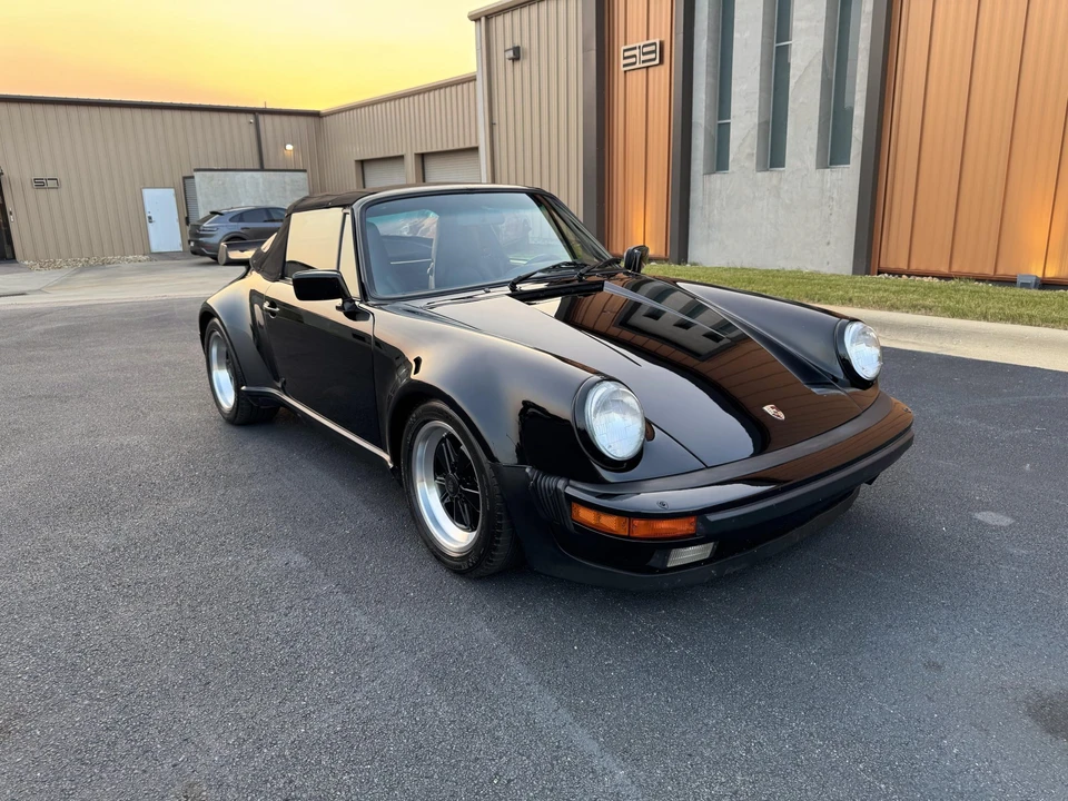 1985 Porsche 911 Carrera 3.2 - Image 2 of 31