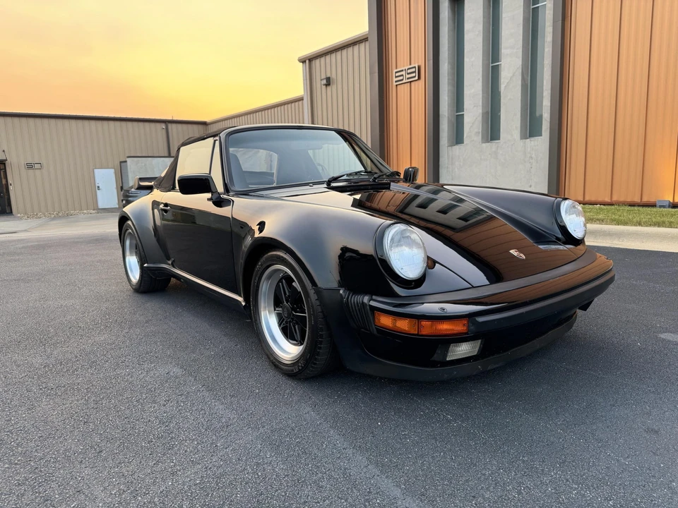 1985 Porsche 911 Carrera 3.2 - Image 3 of 31