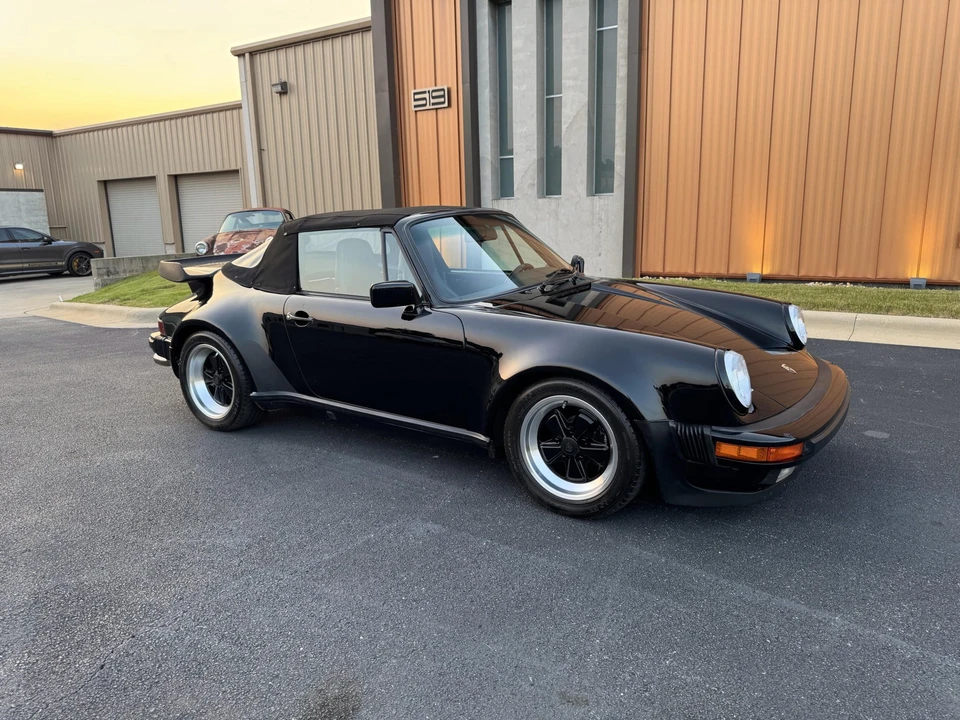 1985 Porsche 911 Carrera 3.2 - Image 4 of 31