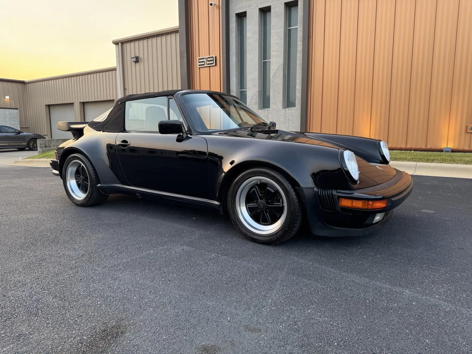 1985 Porsche 911 Carrera 3.2 - Image 5 of 31