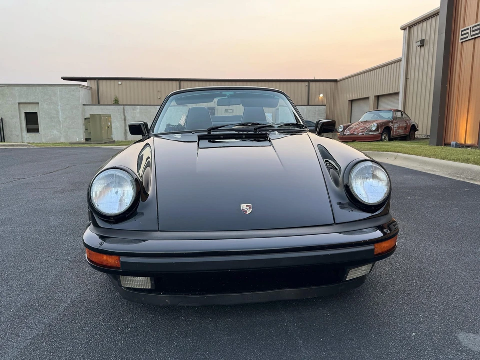 1985 Porsche 911 Carrera 3.2 - Image 27 of 31