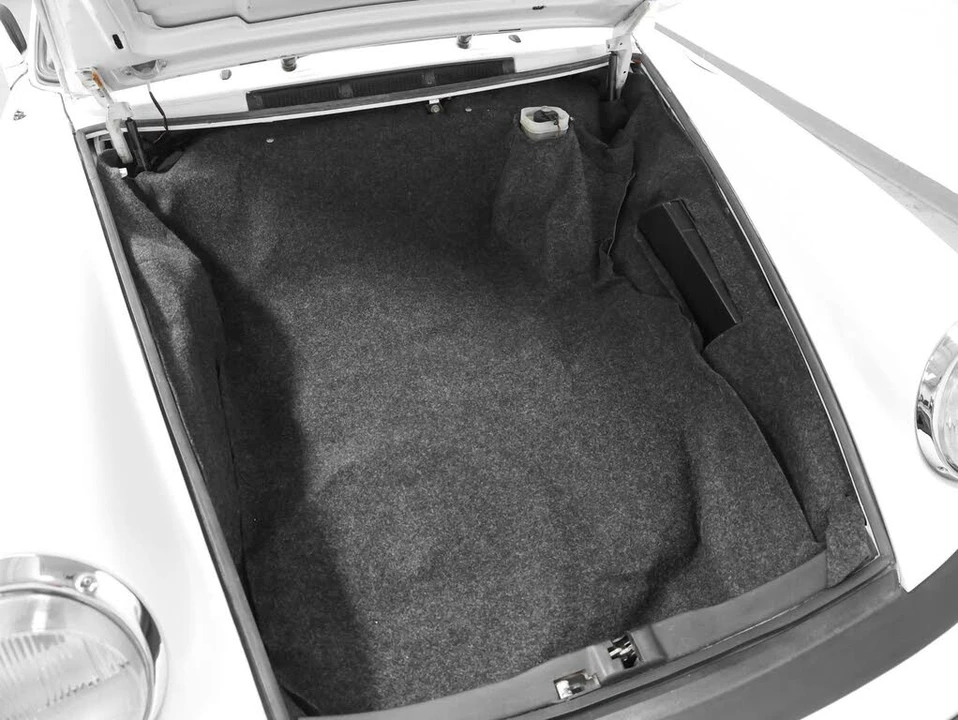 1985 Porsche 911 Carrera 3.2 - Image 17 of 31