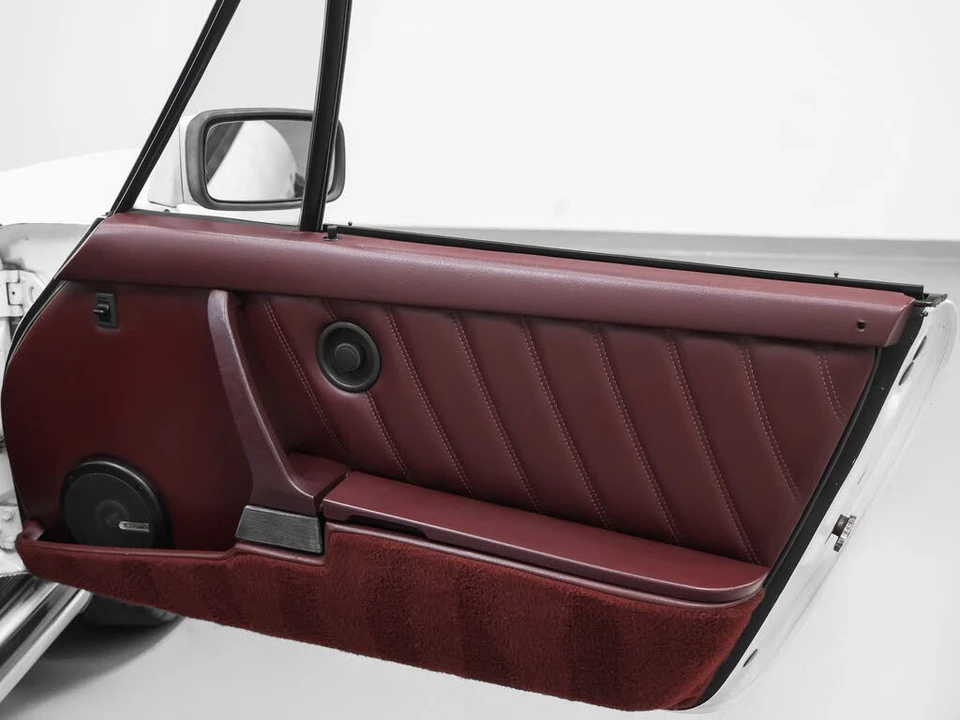 1985 Porsche 911 Carrera 3.2 - Image 29 of 31