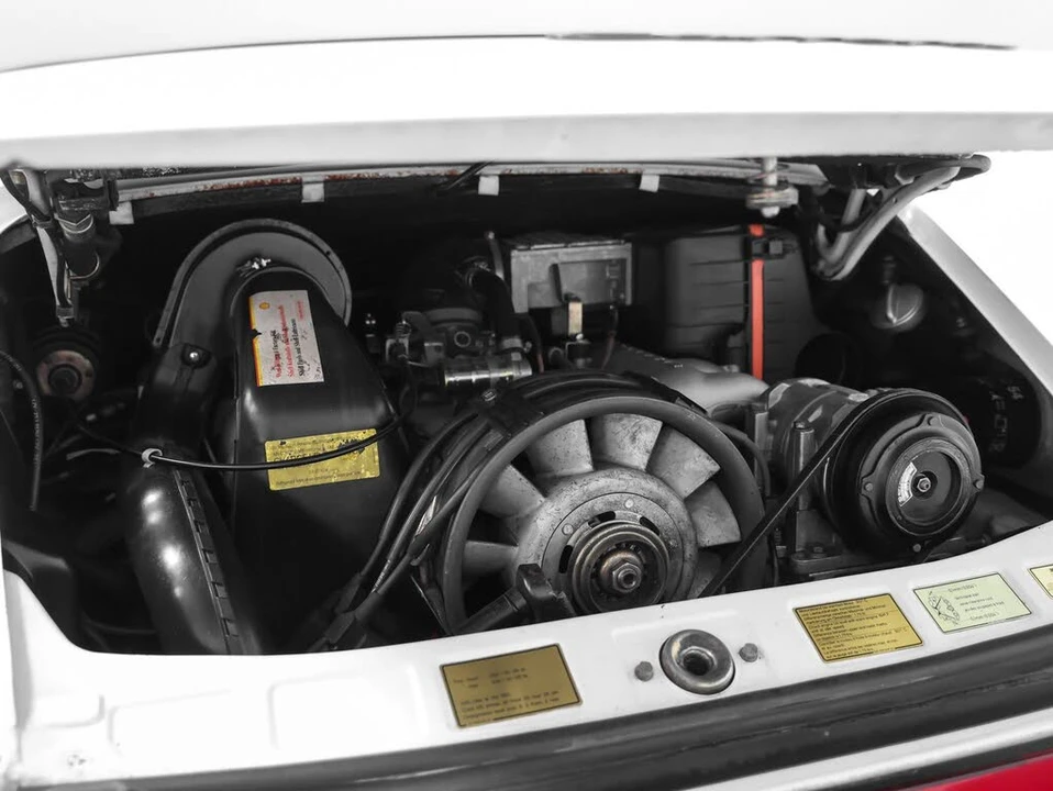 1985 Porsche 911 Carrera 3.2 - Image 20 of 31