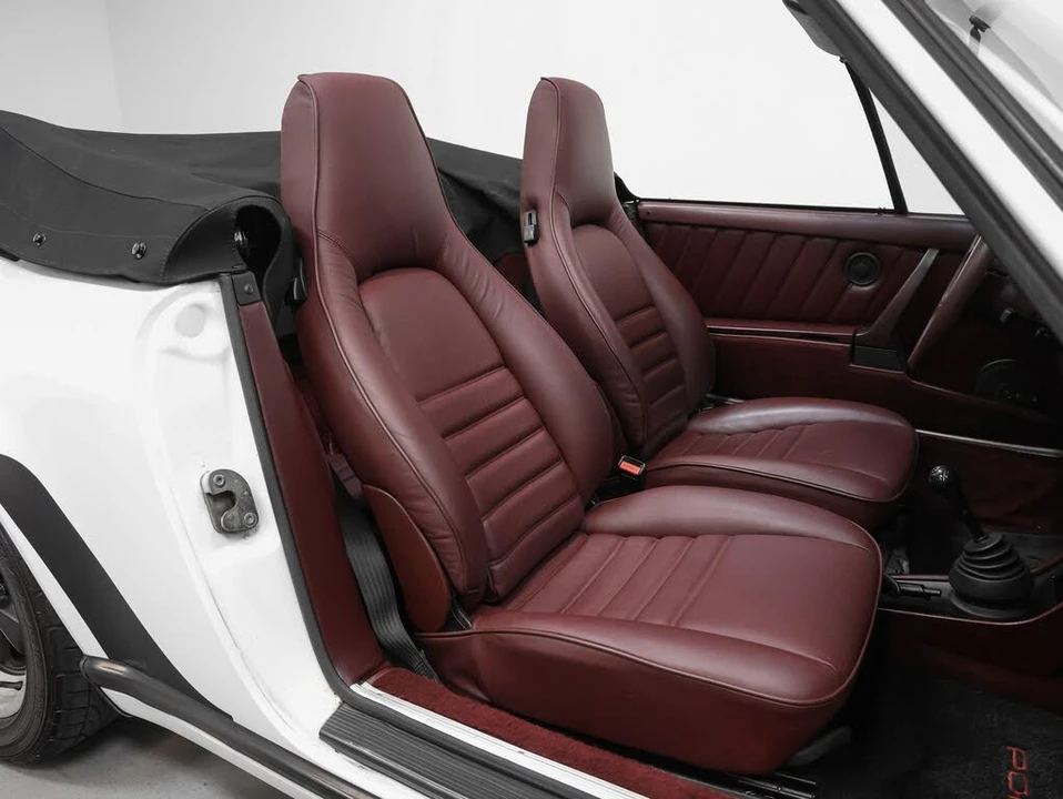 1985 Porsche 911 Carrera 3.2 - Image 24 of 31