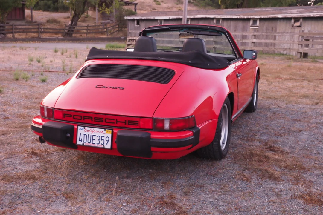 1985 Porsche 911 Carrera 3.2 - Image 12 of 31