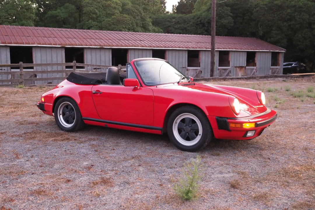 1985 Porsche 911 Carrera 3.2 - Image 2 of 31