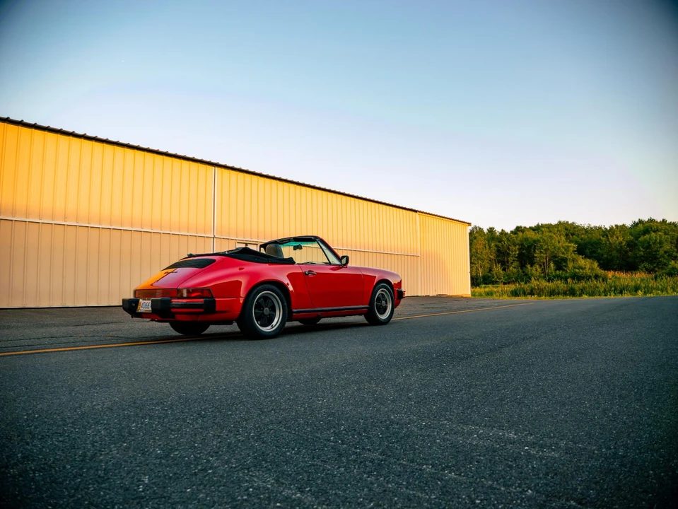 1985 Porsche 911 Carrera 3.2 - Image 20 of 31