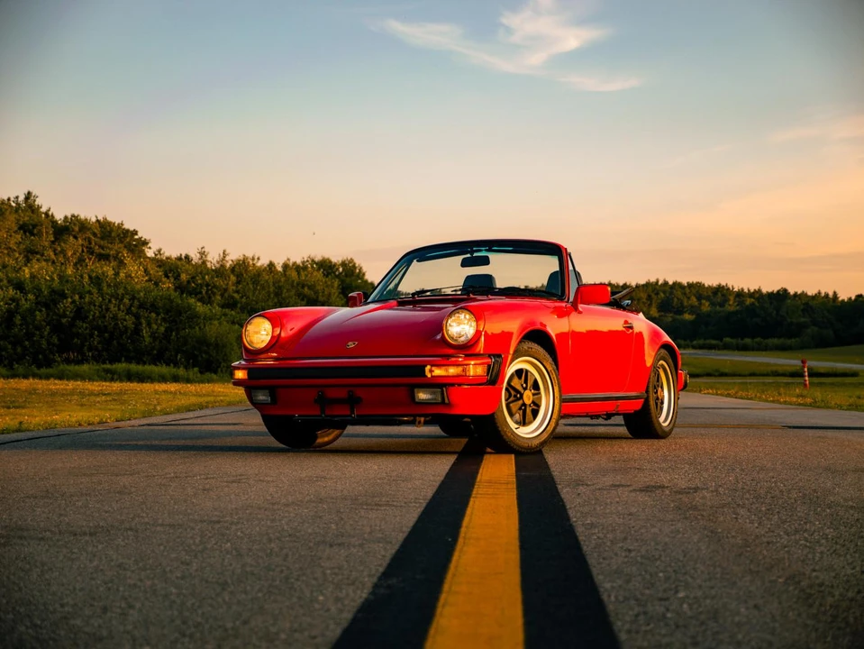 1985 Porsche 911 Carrera 3.2 - Image 5 of 31