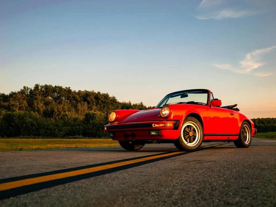 1985 Porsche 911 Carrera 3.2 - Image 9 of 31