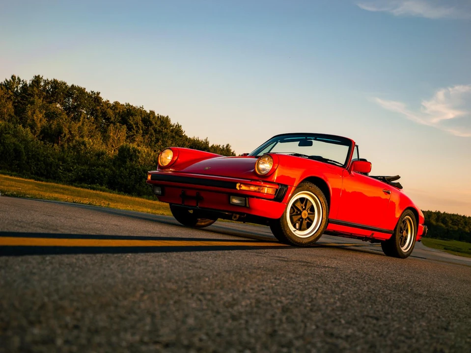 1985 Porsche 911 Carrera 3.2 - Image 11 of 31