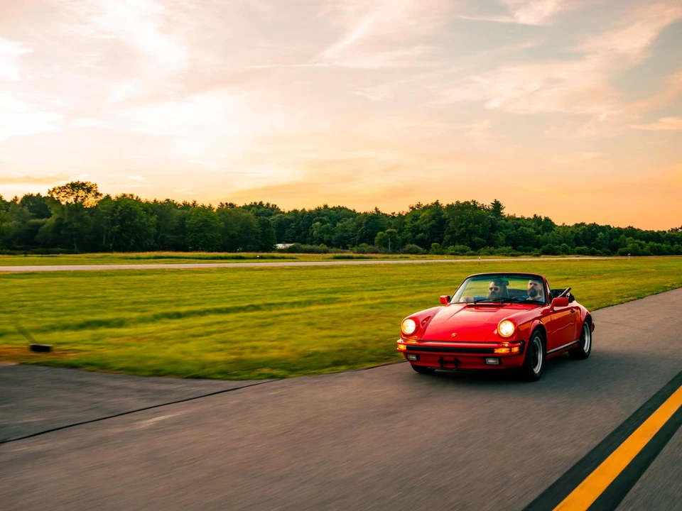 1985 Porsche 911 Carrera 3.2 - Image 2 of 31