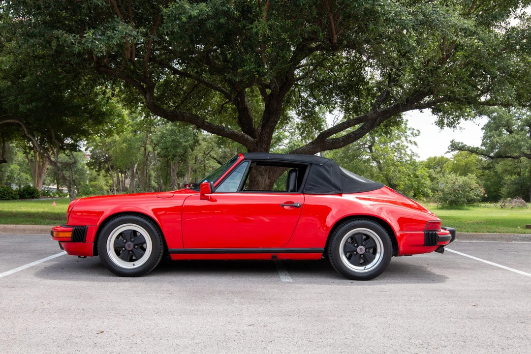 1985 Porsche 911 Carrera 3.2 - Image 14 of 31