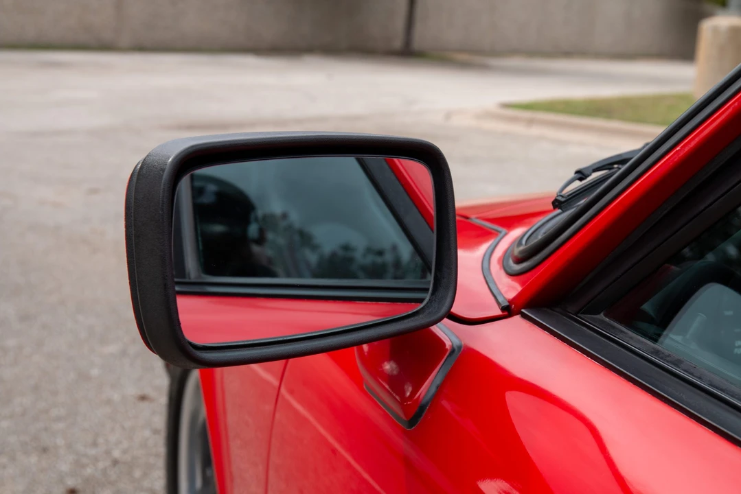 1985 Porsche 911 Carrera 3.2 - Image 26 of 31