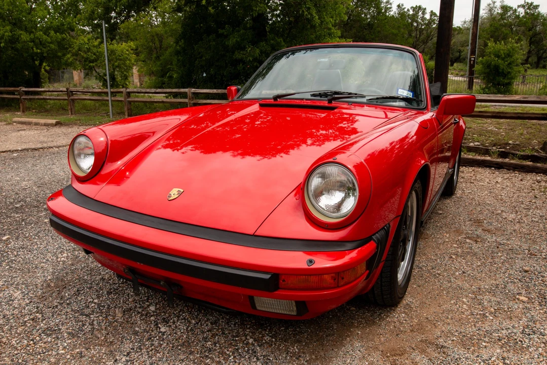 1985 Porsche 911 Carrera 3.2 - Image 2 of 31