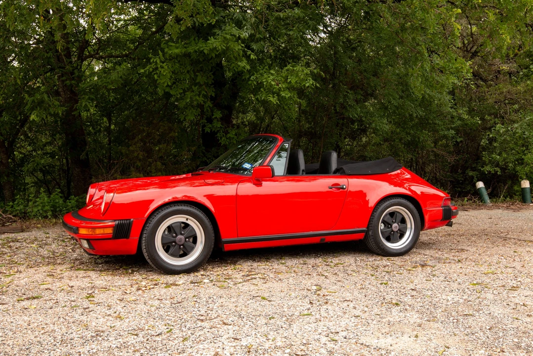 1985 Porsche 911 Carrera 3.2 - Image 5 of 31