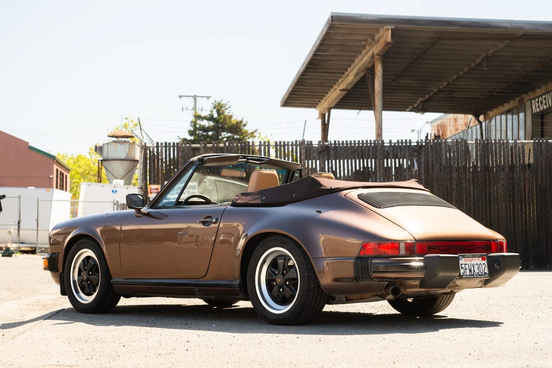 1985 Porsche 911 Carrera 3.2 - Image 7 of 31