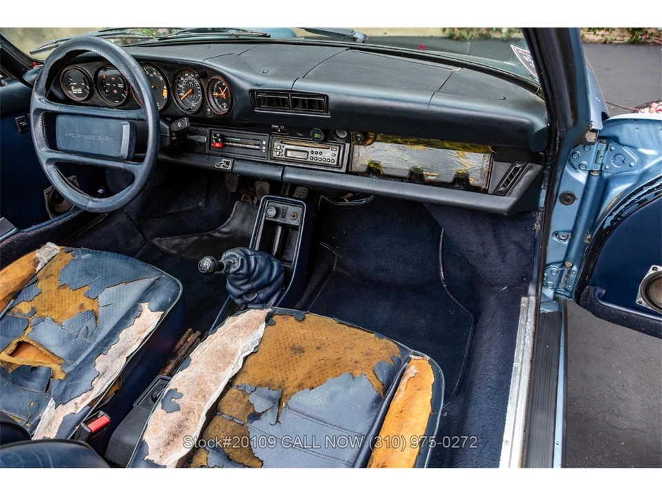 1985 Porsche 911 Carrera 3.2 - Image 26 of 31