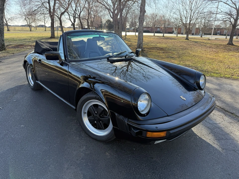 1985 Porsche 911 Carrera 3.2 - Image 13 of 31