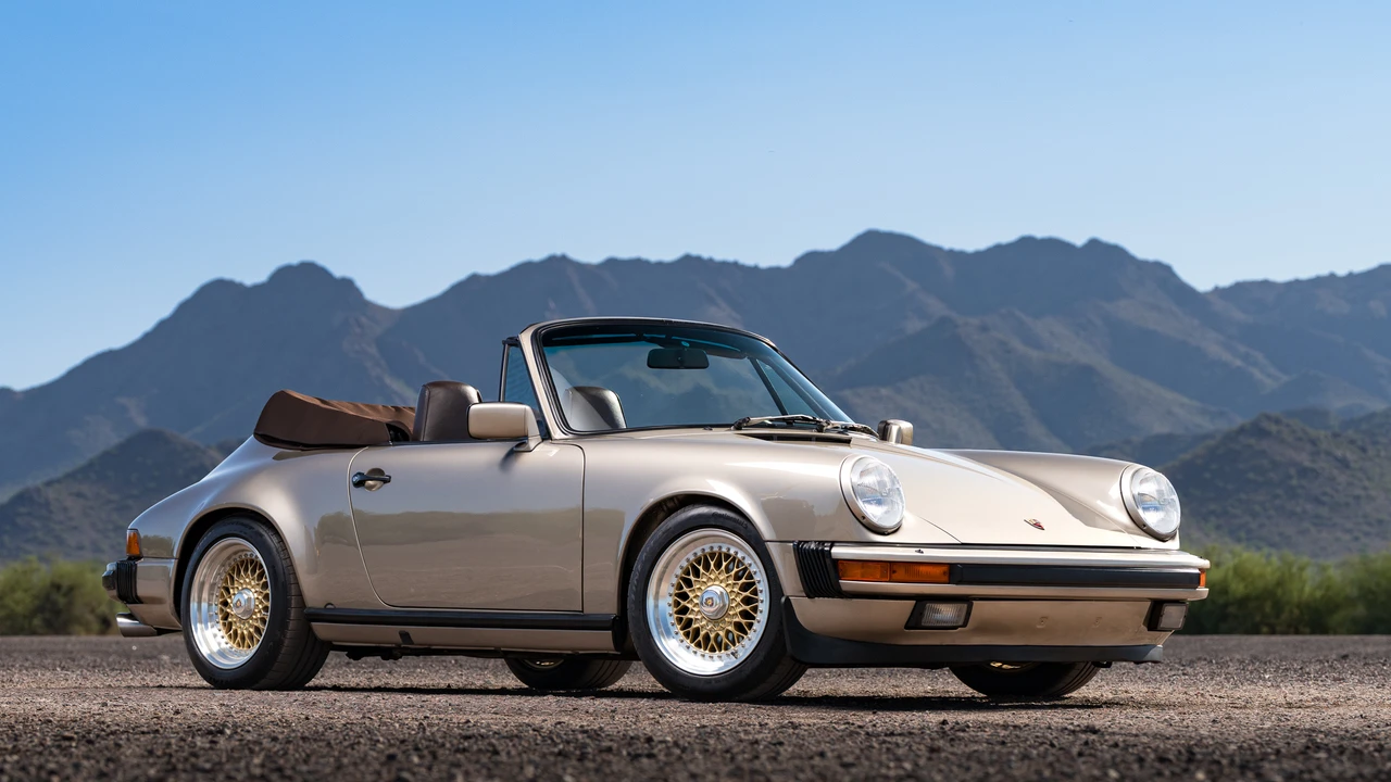 1985 Porsche 911 Carrera 3.2 - Image 11 of 31