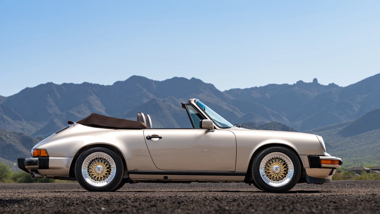 1985 Porsche 911 Carrera 3.2 - Image 16 of 31