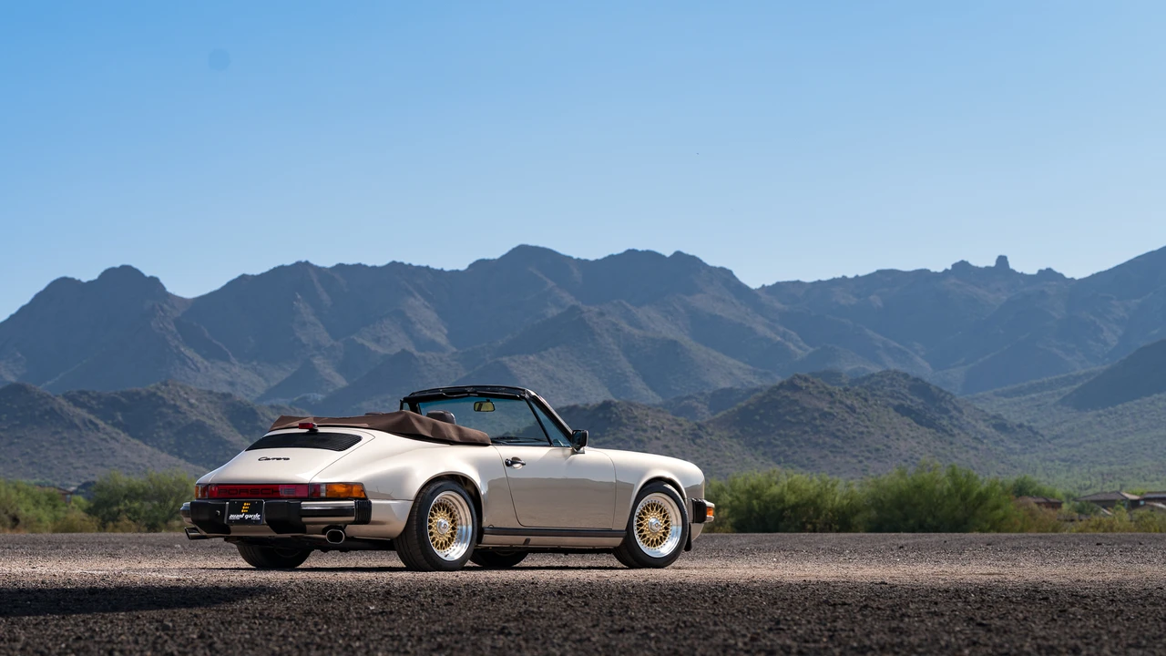 1985 Porsche 911 Carrera 3.2 - Image 17 of 31