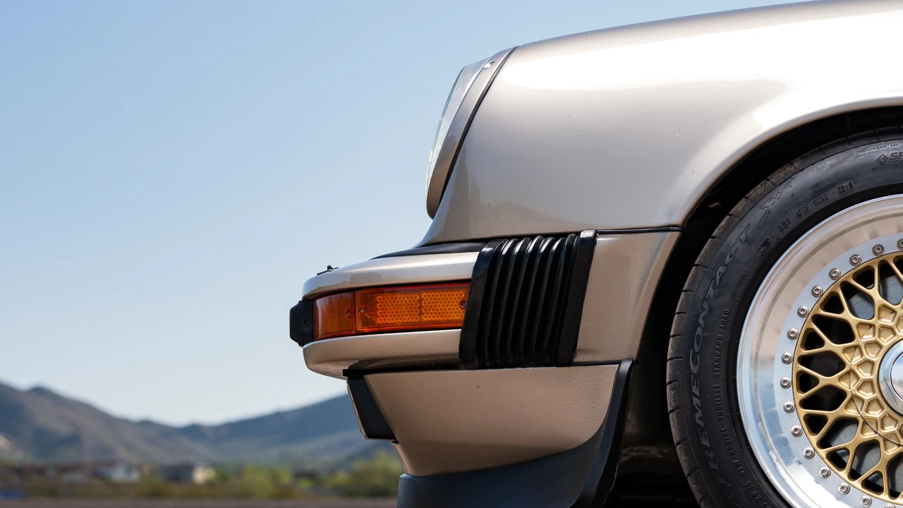 1985 Porsche 911 Carrera 3.2 - Image 28 of 31