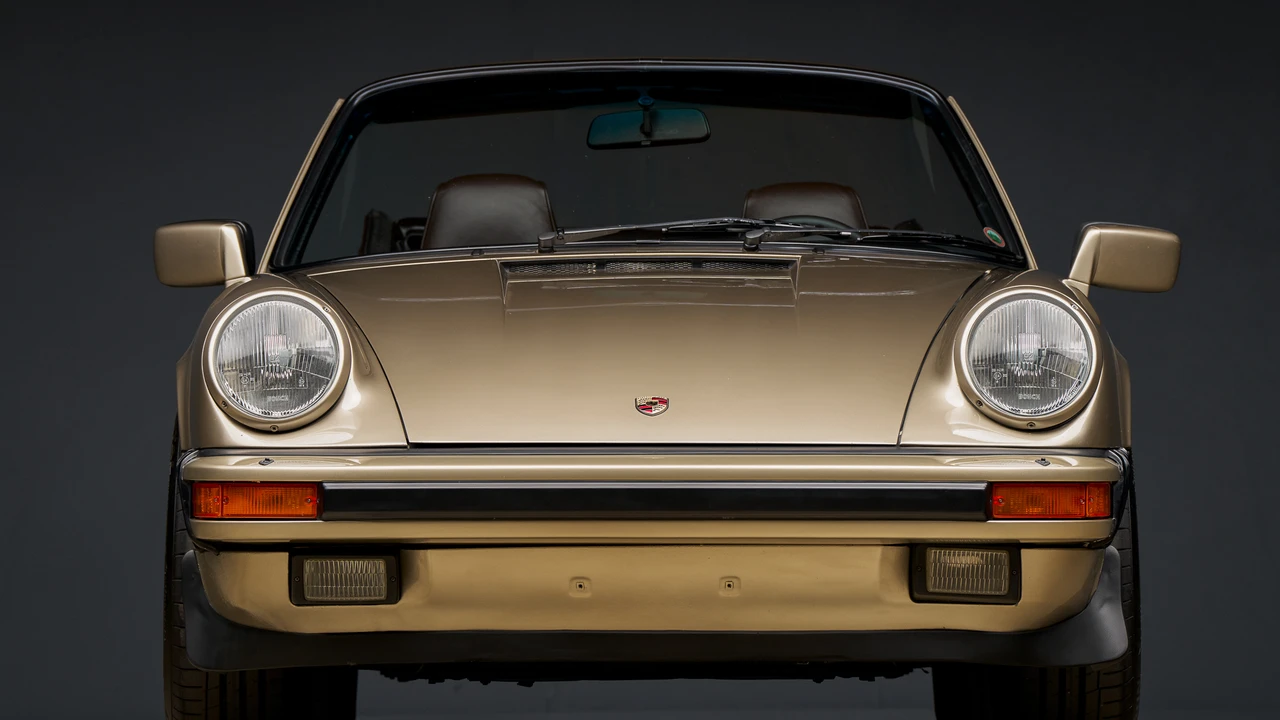 1985 Porsche 911 Carrera 3.2 - Image 18 of 31