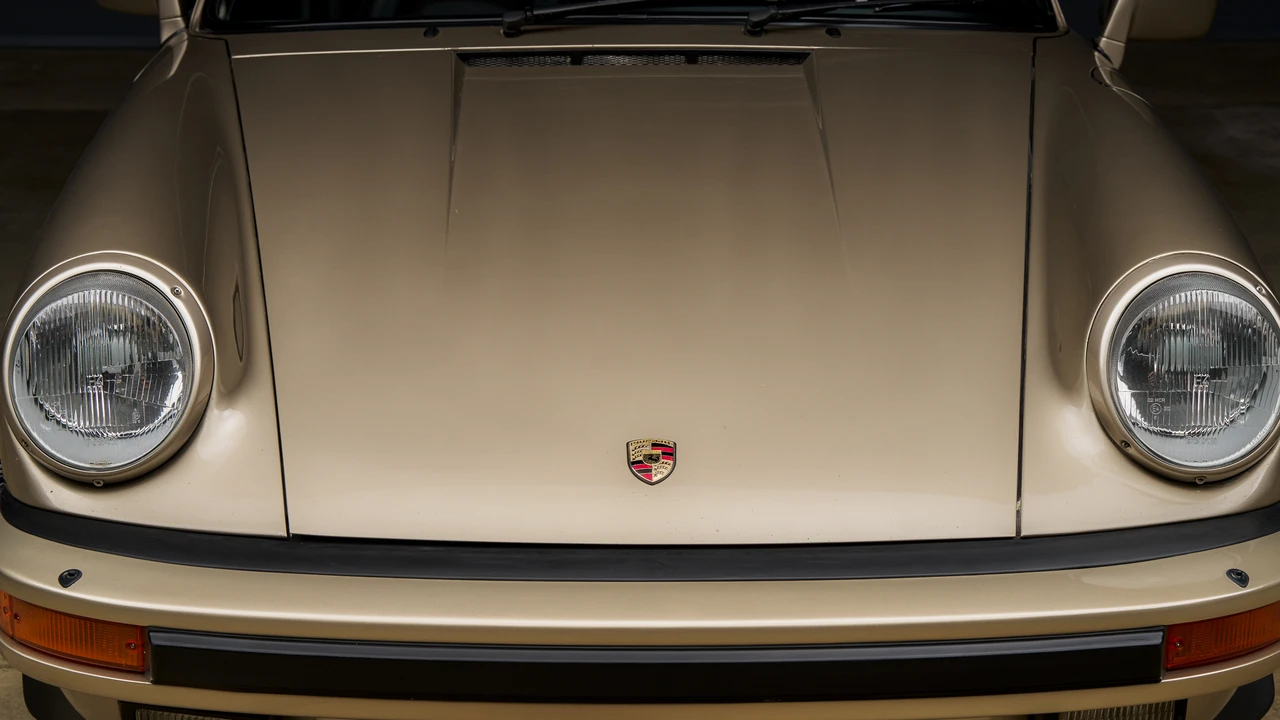 1985 Porsche 911 Carrera 3.2 - Image 23 of 31
