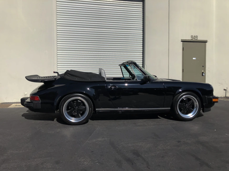 1985 Porsche 911 Carrera 3.2 - Image 5 of 31