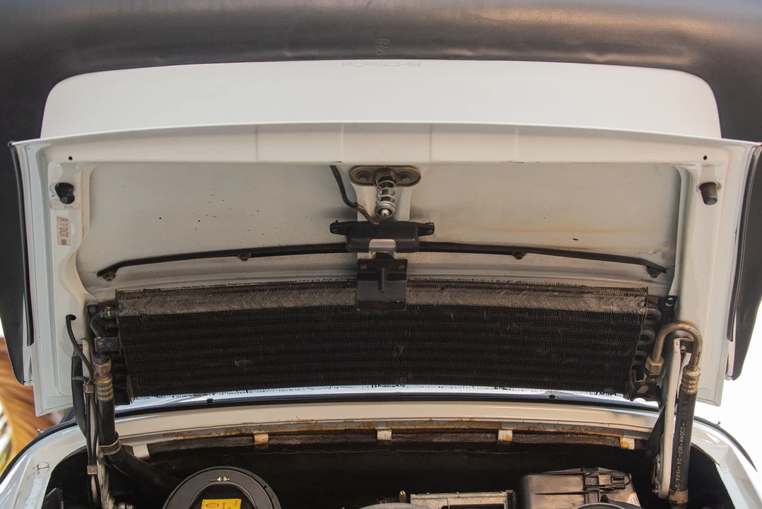 1985 Porsche 911 Carrera 3.2 - Image 21 of 31