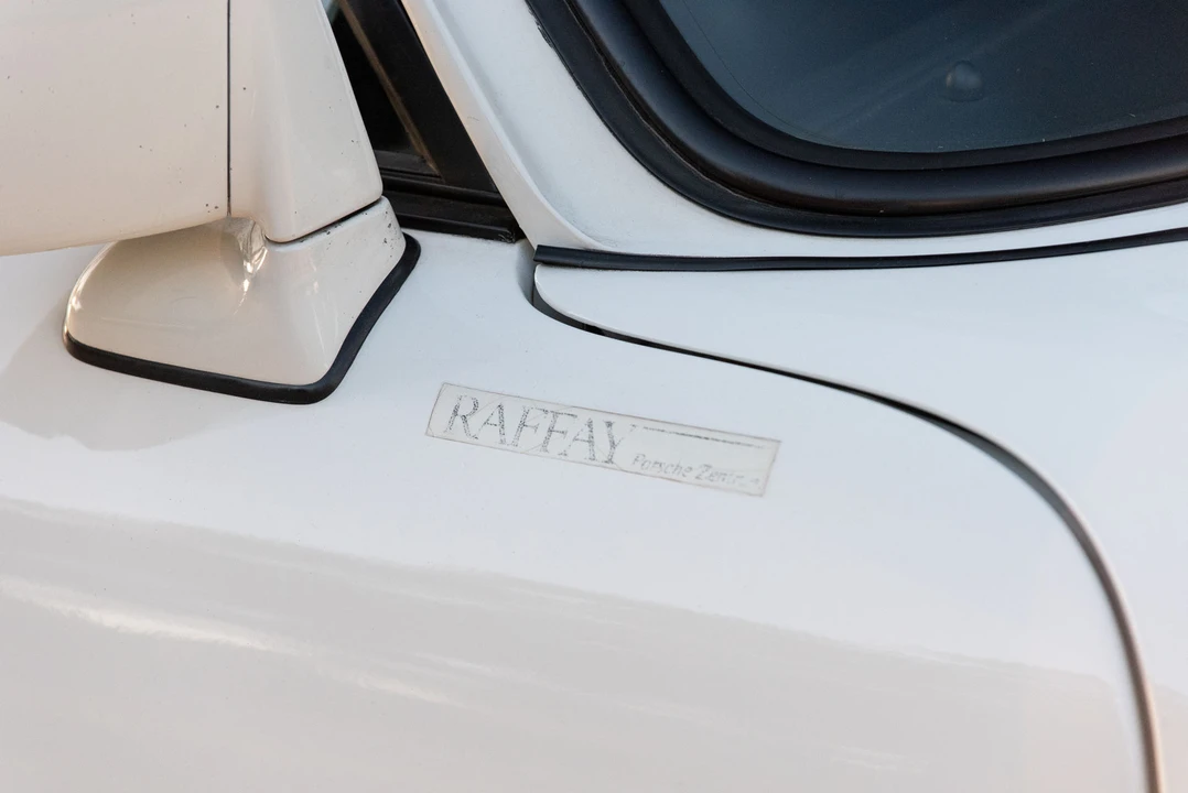 1985 Porsche 911 Carrera 3.2 - Image 25 of 31