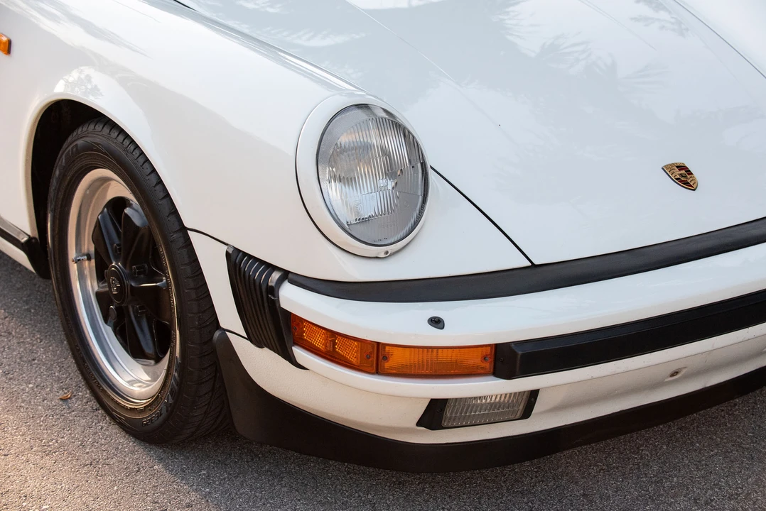 1985 Porsche 911 Carrera 3.2 - Image 26 of 31