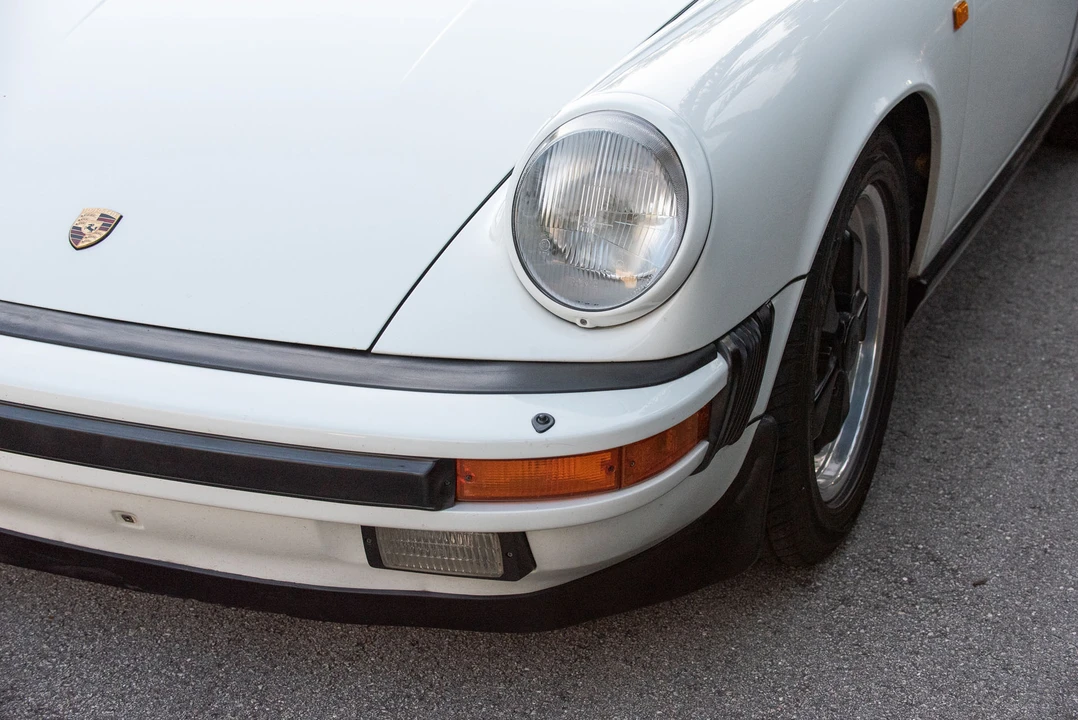 1985 Porsche 911 Carrera 3.2 - Image 27 of 31