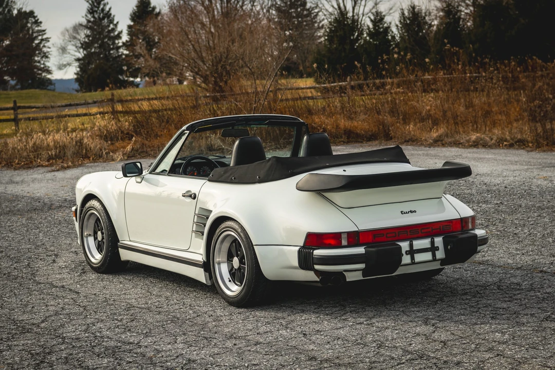 1985 Porsche 911 Carrera 3.2 - Image 16 of 31