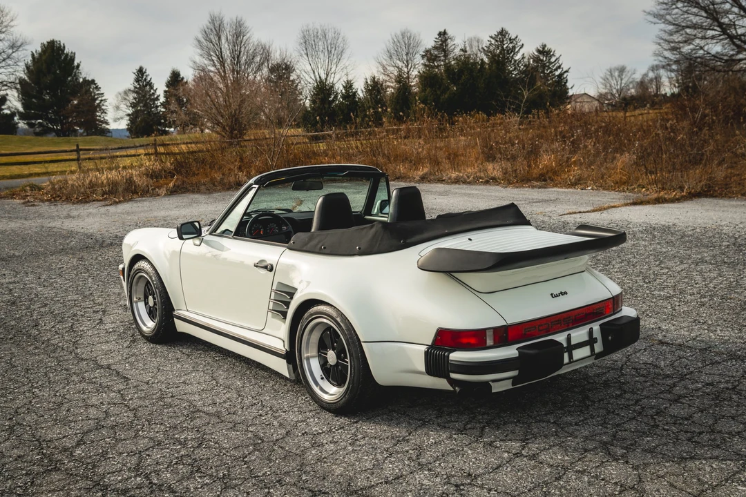 1985 Porsche 911 Carrera 3.2 - Image 15 of 31