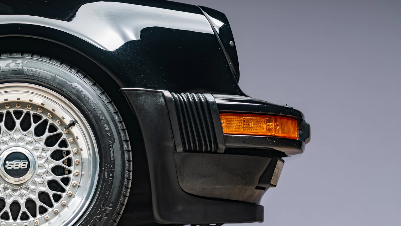 1985 Porsche 911 Carrera 3.2 - Image 23 of 31