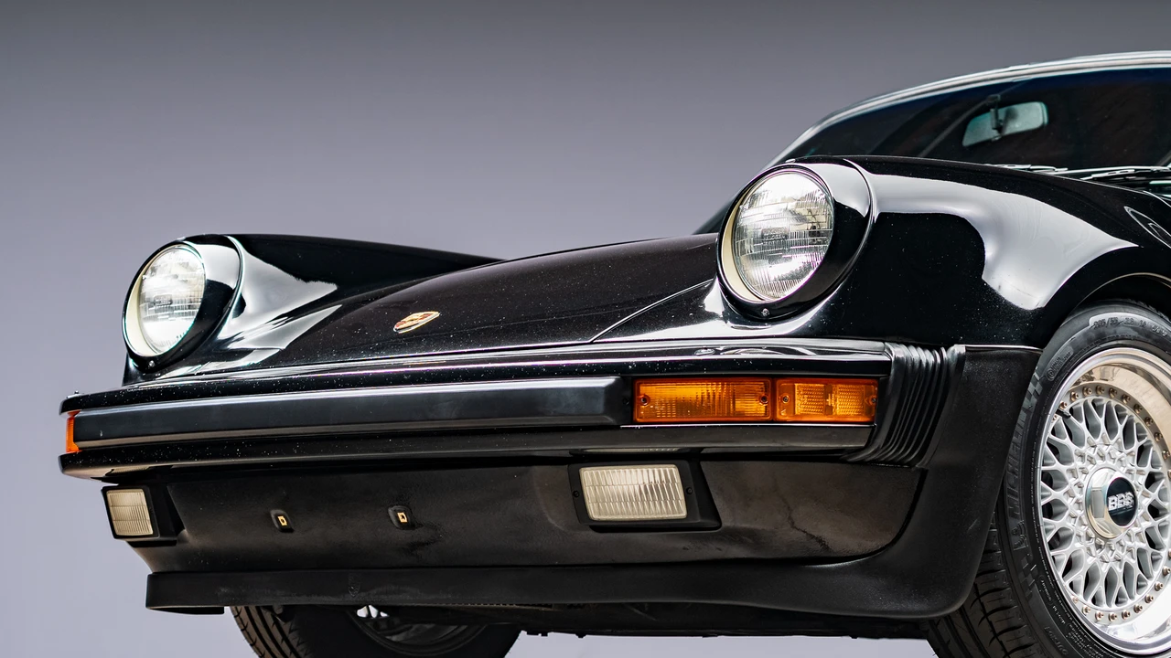 1985 Porsche 911 Carrera 3.2 - Image 24 of 31