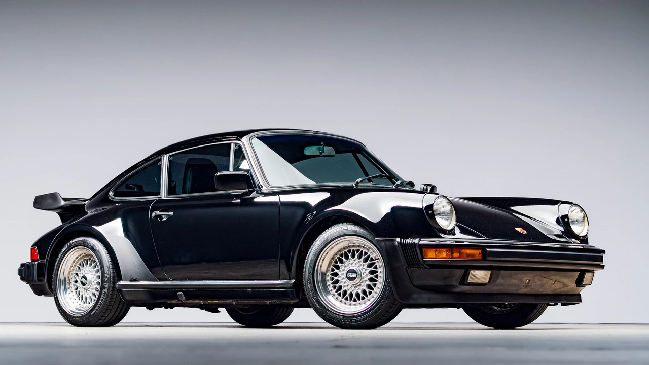 1985 Porsche 911 Carrera 3.2 - Image 2 of 31