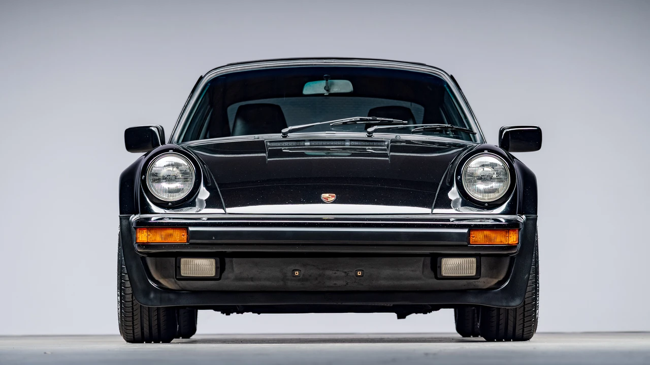 1985 Porsche 911 Carrera 3.2 - Image 5 of 31