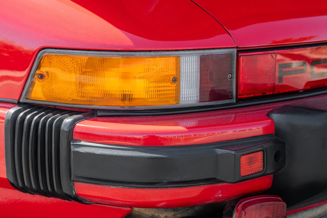 1985 Porsche 911 Carrera 3.2 - Image 23 of 31