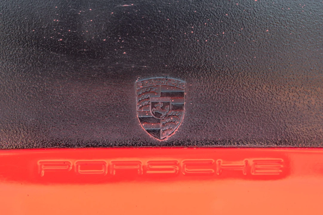 1985 Porsche 911 Carrera 3.2 - Image 30 of 31