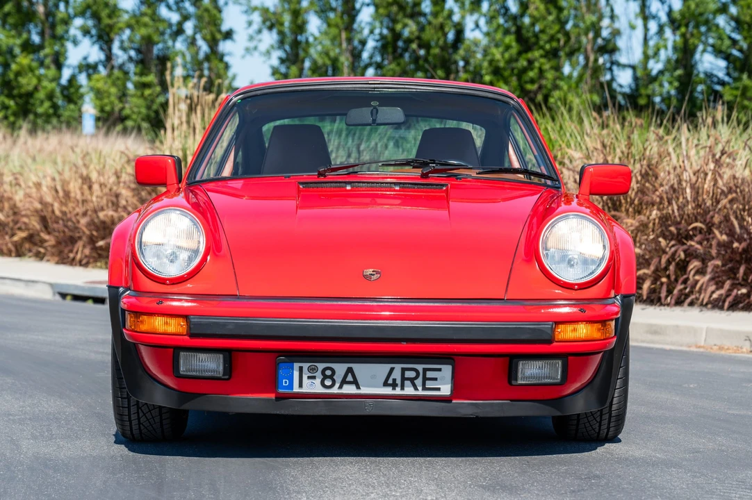 1985 Porsche 911 Carrera 3.2 - Image 3 of 31