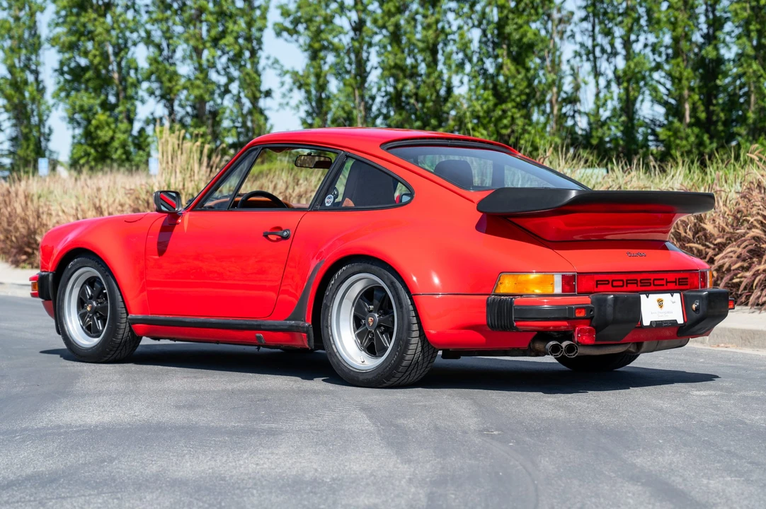 1985 Porsche 911 Carrera 3.2 - Image 5 of 31