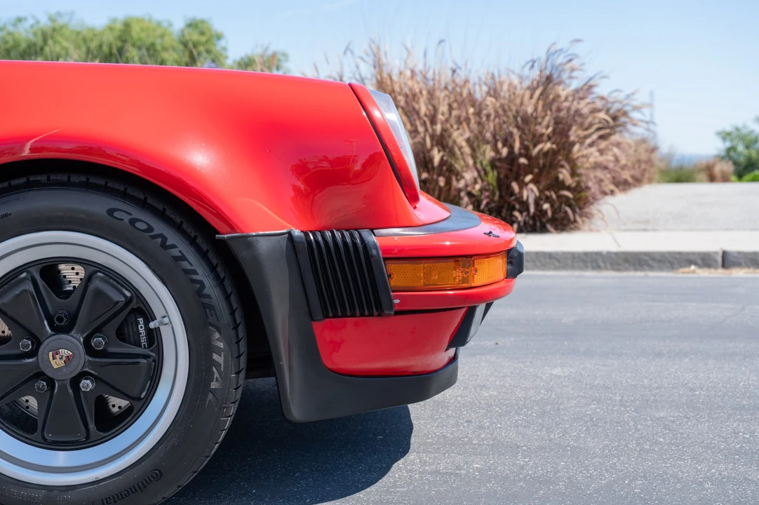 1985 Porsche 911 Carrera 3.2 - Image 15 of 31