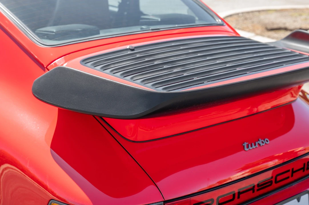 1985 Porsche 911 Carrera 3.2 - Image 27 of 31